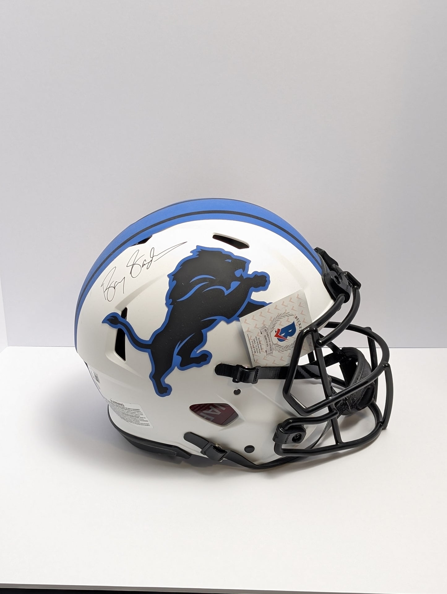 Barry Sanders Autographed F/S Detroit Lions Lunar Helmet Beckett Authentication