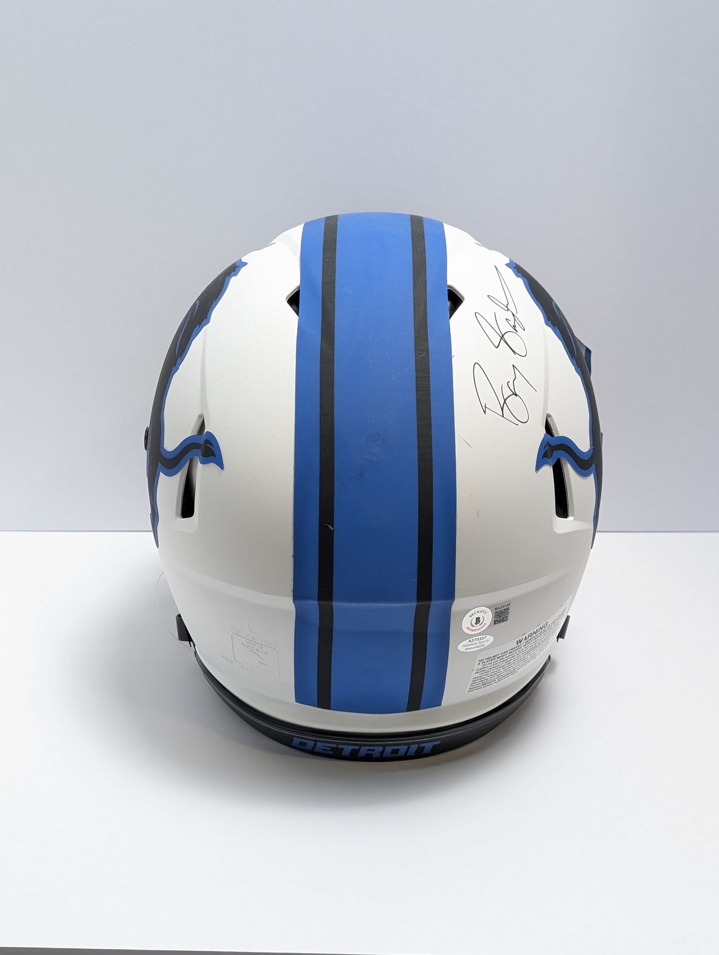 Barry Sanders Autographed F/S Detroit Lions Lunar Helmet Beckett Authentication